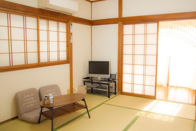 Others 4, Yushe no Niwa, Tajiri