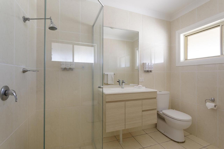 Bathroom, Stockmans Motel, Tamworth Regional - Pt A