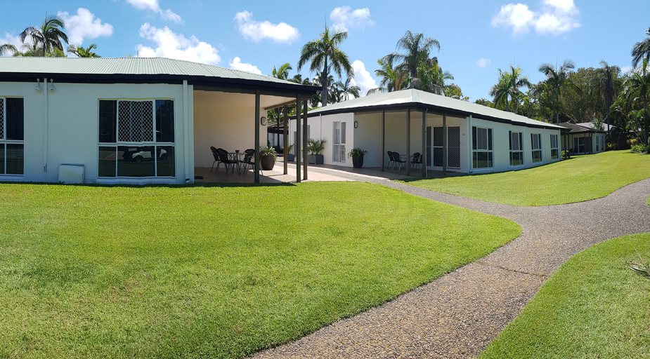 Exterior & Views 2, The Shores Holiday Apartments, Mackay - Pt A