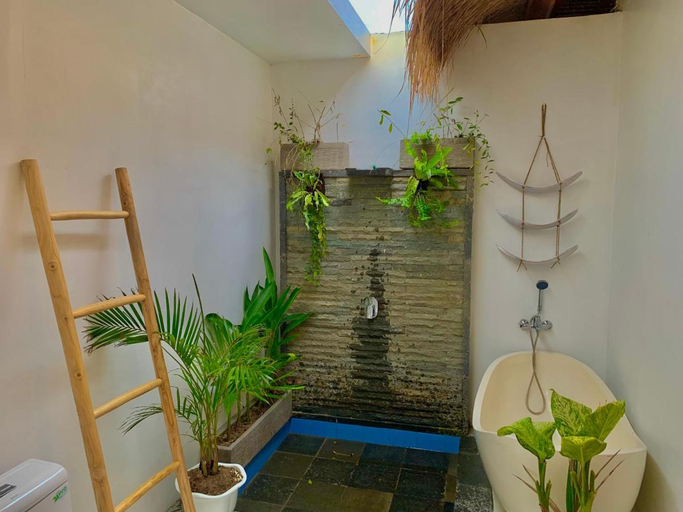 Bathroom 5, LaMedian SunSet View ,3 bed room, Gianyar