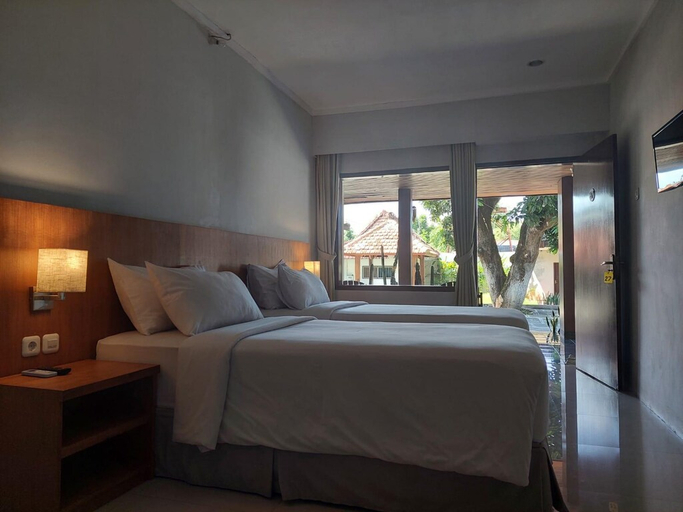 Bedroom 4, Private room, perfect for group or backpackers, Banyuwangi