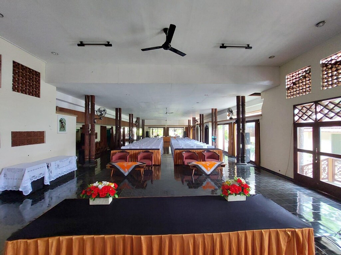 Private room, perfect for group or backpackers, Banyuwangi