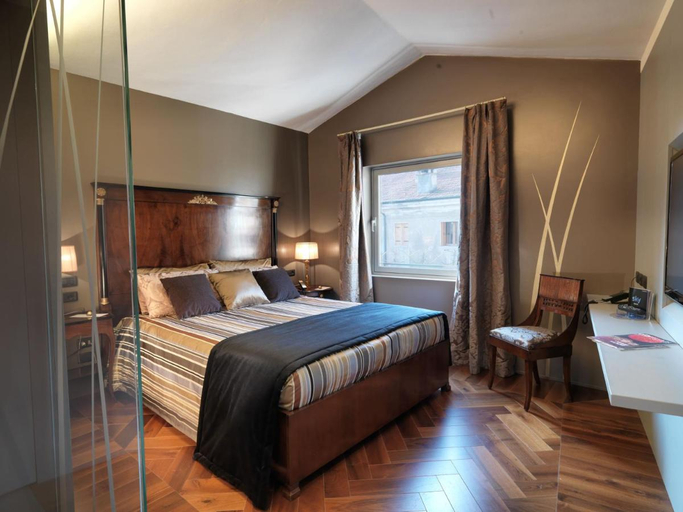 Bedroom 2, The Glam Boutique Hotel & Apt, Vicenza