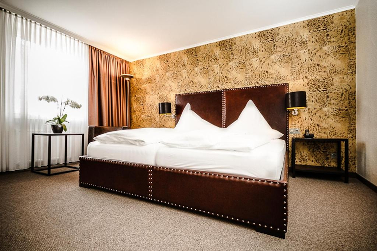 Bedroom 4, Hotel Fischerhaus, Düsseldorf
