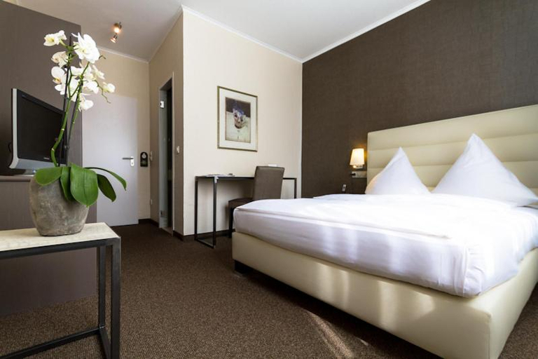 Bedroom 4, Hotel Fischerhaus, Düsseldorf