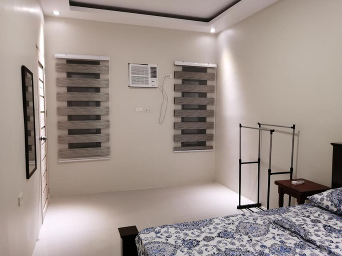 Bedroom 2, Sierra Casas Hotel, Peñaranda