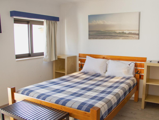 Bedroom 2, PenichePraia - Bungalows, Campers & SPA, Peniche
