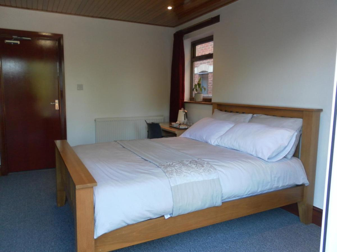 Bedroom 3, The Elmsleigh Suite at Claremont Hotel, Nottingham