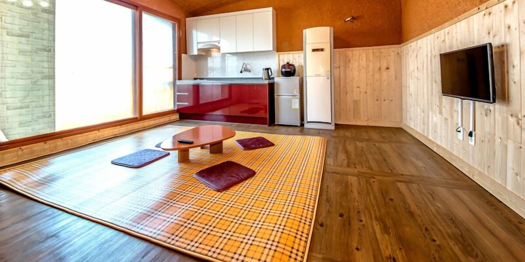 Others 2, Jangchun Red Clay Pension, Seogwipo