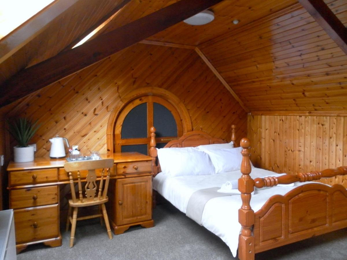 Bedroom 4, The Elmsleigh Suite at Claremont Hotel, Nottingham