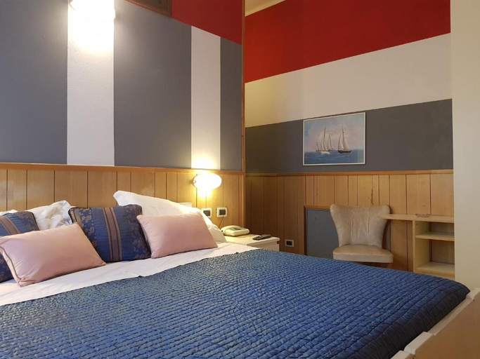 Bedroom 3, Hotel Azzurra, Ferrara