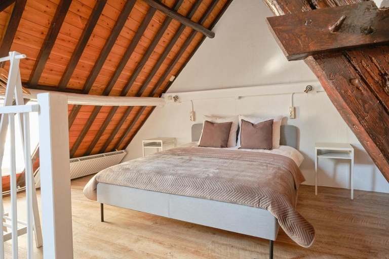 Bedroom, Het Gecroonde Swaert B&B, Middelburg