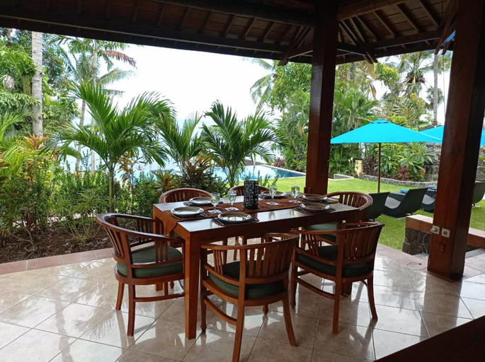 Food & Drinks, Absolute Beachfront Private Villa sleeps 6 with Infinity Pool on 1200m2 of Tropical Land, Karangasem