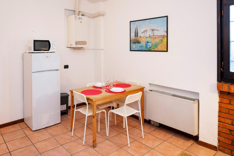 Others 4, Residence San Raffaele 1, Milano