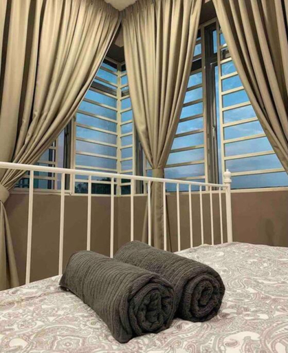 Bedroom 5, Inap Kayangan @ Puncak Alam with Swimming Pool, Kuala Selangor