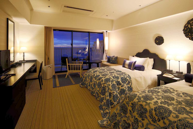 Bedroom 4, Hotel Monterey Okinawa Spa & Resort, Onna