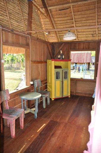Others 4, 4 Pohon - Les 4 Arbres, Manggarai Timur