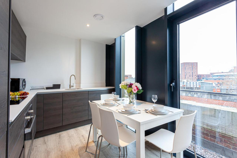 Others 4, Pillo Rooms Apartments - Salford, Manchester