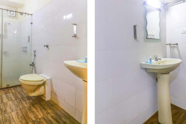 Bathroom 4, FabHotel Keerthi's Anupama - Nr. Indira Gandhi Stadium, Krishna