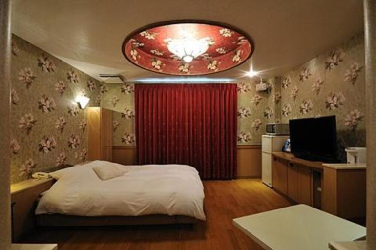 Bedroom 2, Aube - 大人専用, Zentsūji