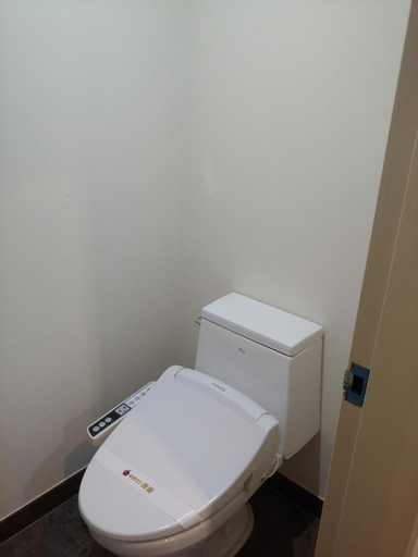 Bathroom 5, Apple Drive-in Hotel, Yeoju