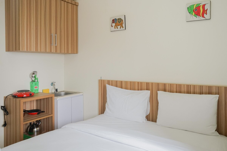 Cozy Studio Green Pramuka Apartment Next to Mall, Central Jakarta