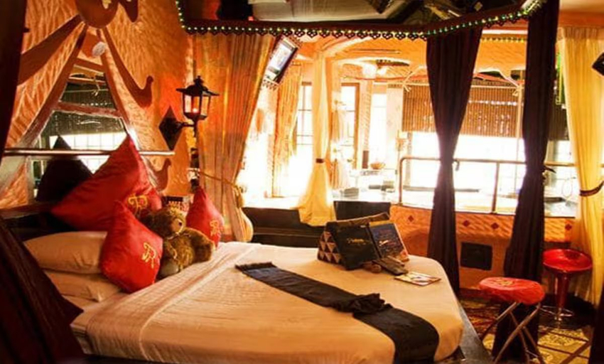 Bedroom 2, Penthouse Hotel, Pattaya