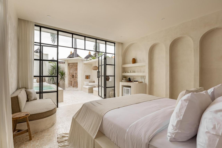 Luxe & Unique honeymoon Bocami Suites- 2 by Azure, Badung