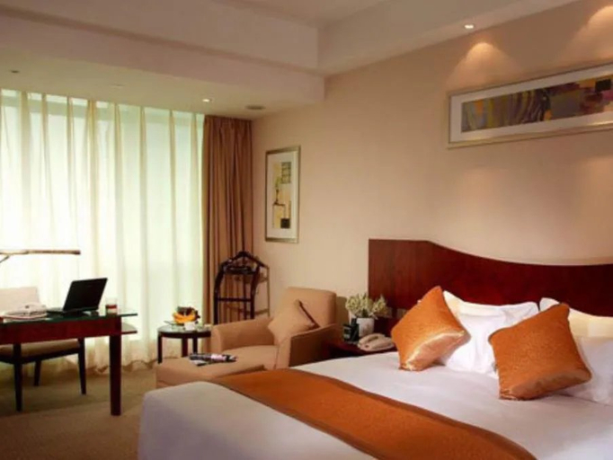 Bedroom 2, Ambassador Hotel, Shanghai