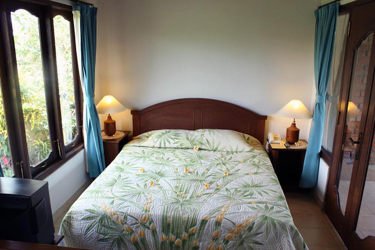 Bedroom 2, Klub Kokos Bungalows, Gianyar