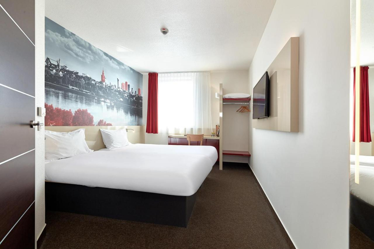 Bedroom 5, B&B, Warsaw
