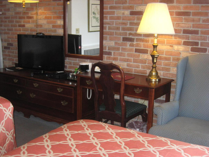Others 4, Lockport Inn and Suites, Niagara