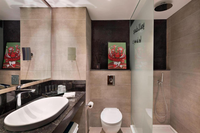 Bathroom 4, Autograph Collection Publica Isrotel