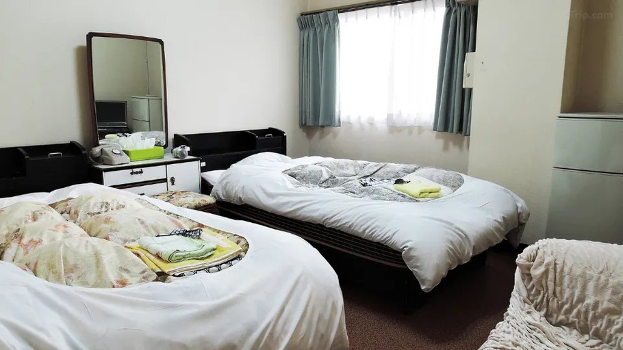 Bedroom 2, Business Hotel Kirakuso, Tenri