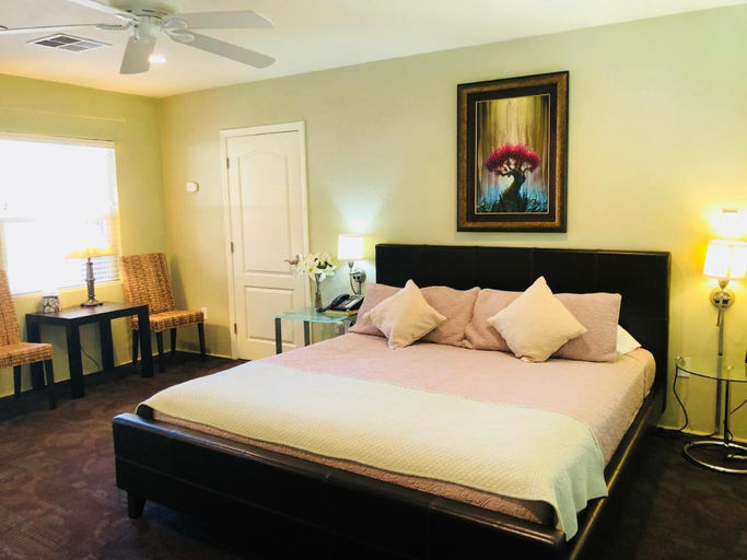 Bedroom 3, Queen's Inn By The River, Madera
