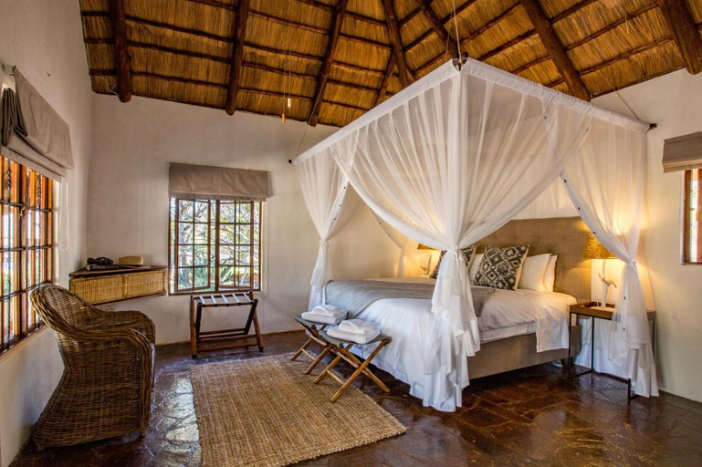Bedroom 1, Magari Safari Lodge, Waterberg