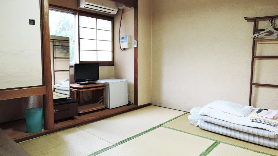 Bedroom 3, Business Hotel Kirakuso, Tenri