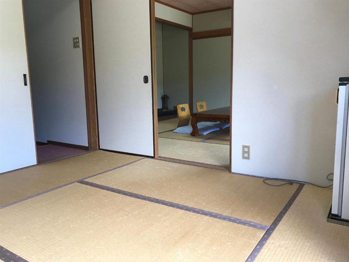 Others 4, Marui Ryokan, Kyōtanabe