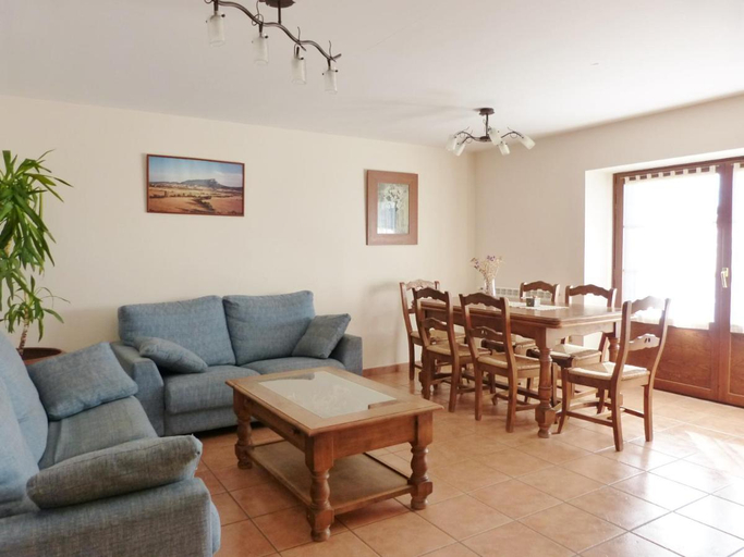 Others 4, Casa Casbas, Huesca