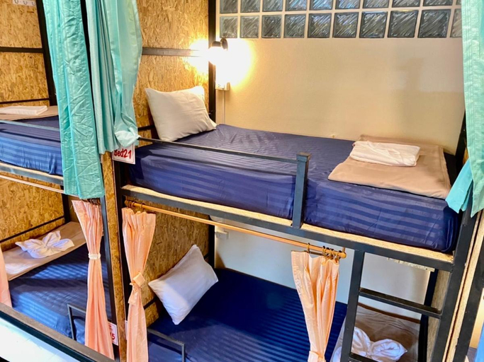 Bedroom 4, Khao Sok Inn Hostel, Phanom