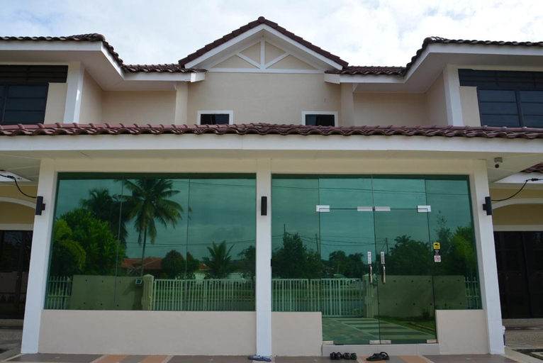 Exterior & Views, The Baiti, Maran