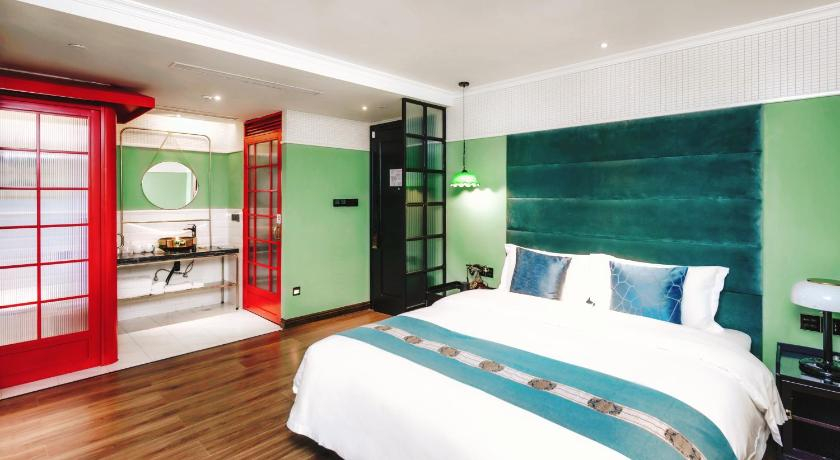 Bedroom 5, Zheda Yuanzheng Lanshe Hotel, Hangzhou