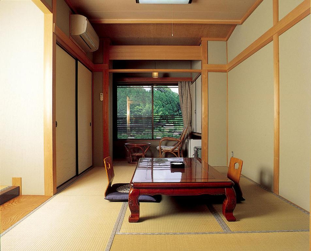 Others 5, Marui Ryokan, Kyōtanabe