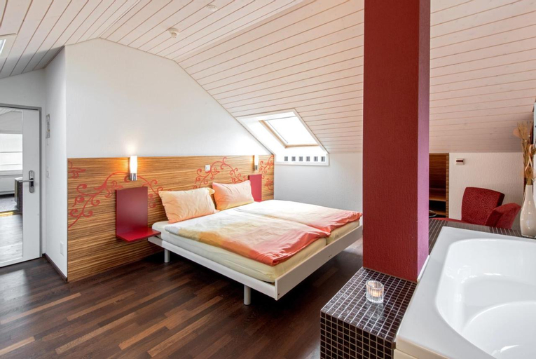 Bedroom 2, Hotel Thorenberg, Luzern