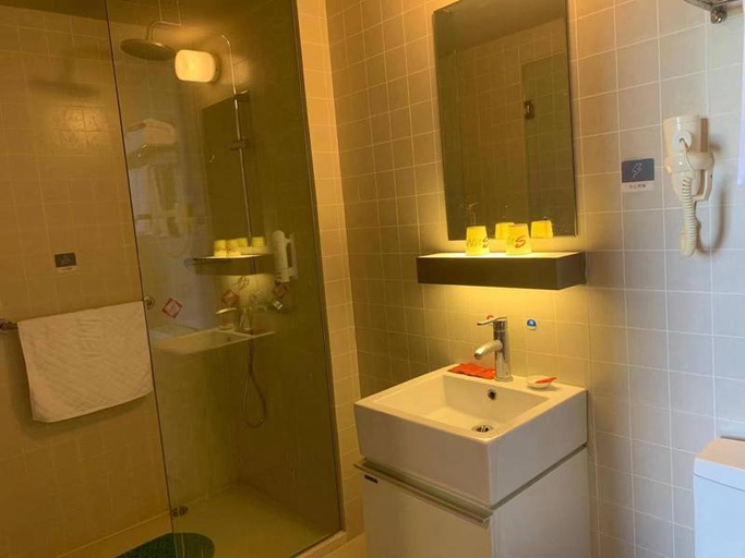Bathroom 4, Shankee Hotel (Shanghai Jiading Jinsha Road), Shanghai