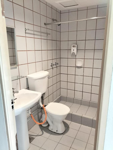 Bathroom 4, Faber Inn , Bintulu