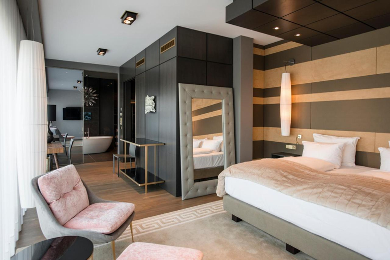 Bedroom 3, Monbijou Penthouse by Suite.030, Berlin