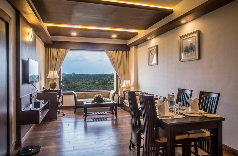 Others 4, Tripenta Hotel, Palakkad
