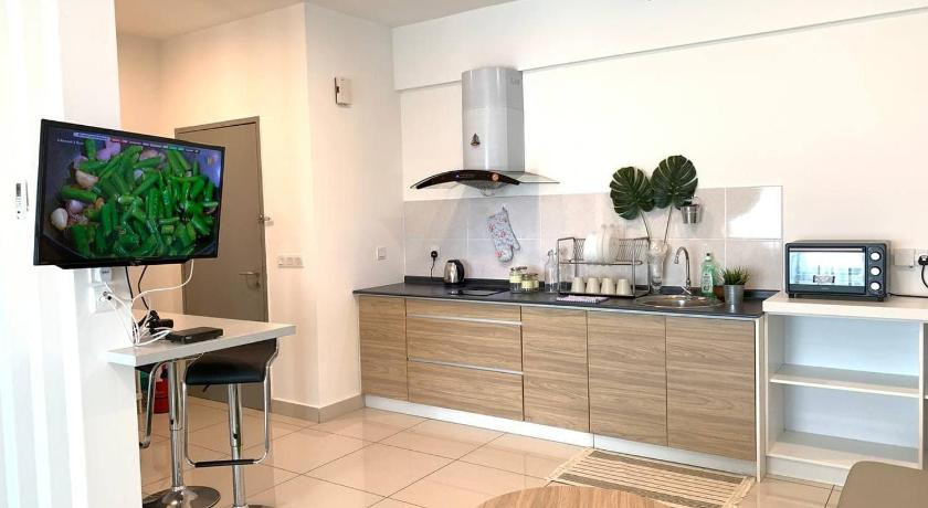 Others 3, ZY Studio @ EVO SOHO Bangi [ASTRO WiFi NETFLIX], Hulu Langat
