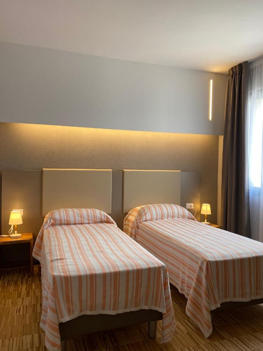 Bedroom 5, Delta Park, Rovigo